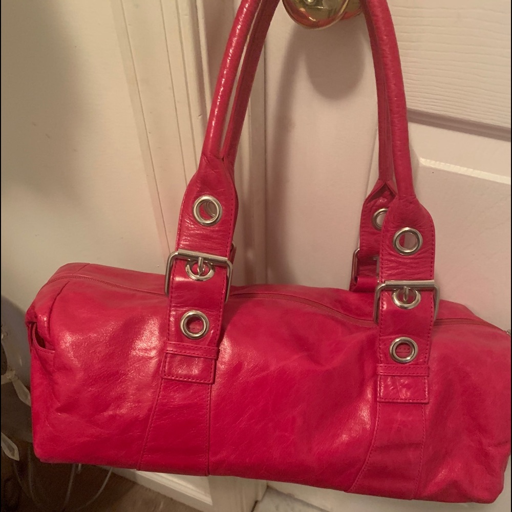 Wilsons leather bag.